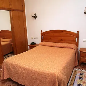 hotel-los-arcos.es-andalucia.com/