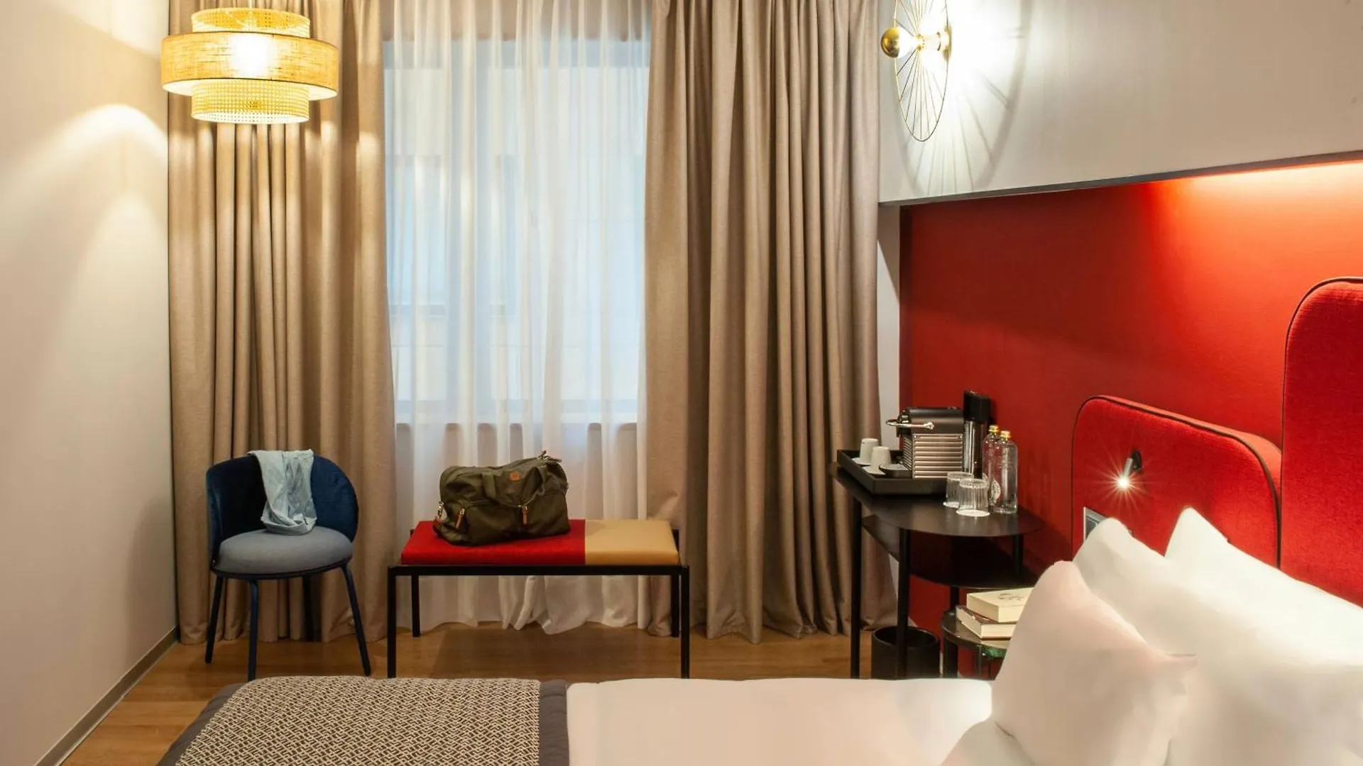 Hotel Indigo Barcelona Granvia Plaza Espana, An Ihg Hotel 4*,  Spanyolország