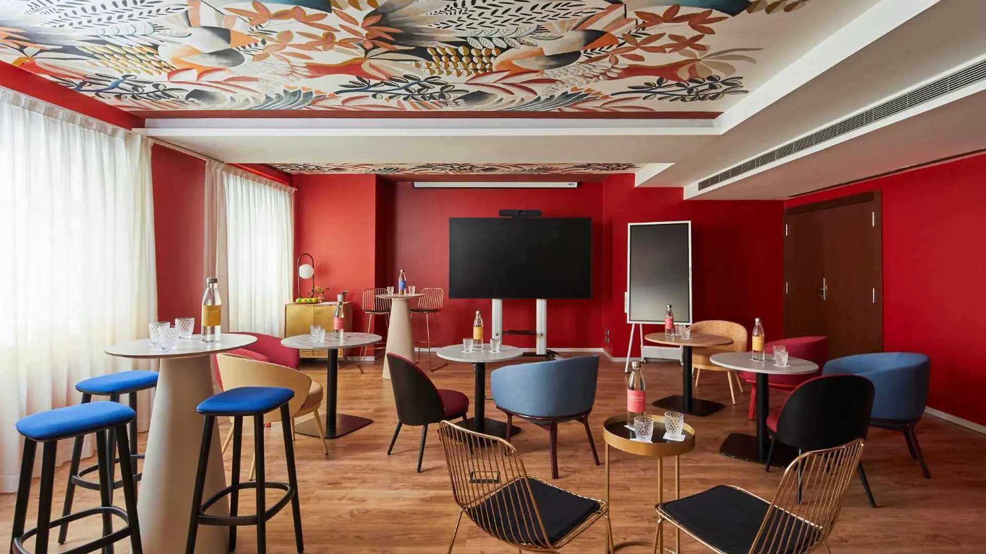 ****  Hotel Indigo Barcelona Granvia Plaza Espana, An Ihg Hotel Spanyolország